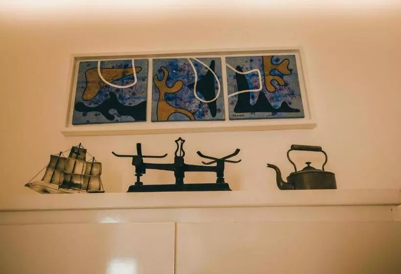 پانسیون The Ocean Surf Villa