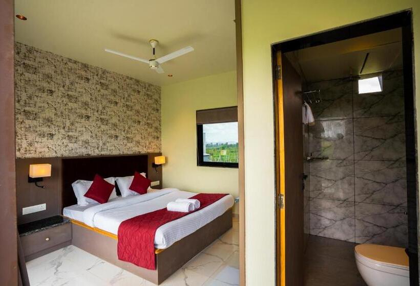 Stay Leisurely Pavillion By The Hills, Lonavala Stadium View Rooms