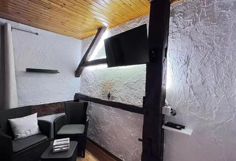 Aamiaismajoitus (B&B) Chez Béné