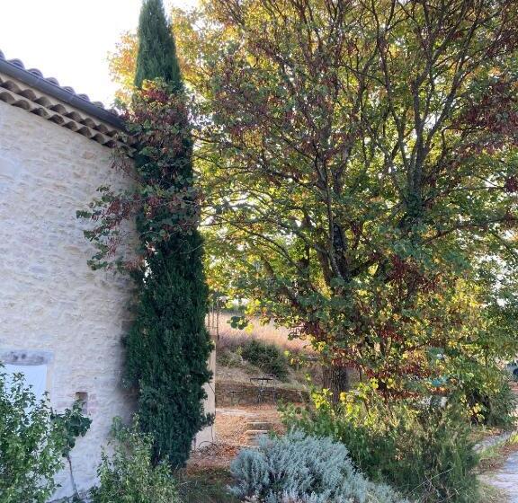 Bed and Breakfast L Amandière