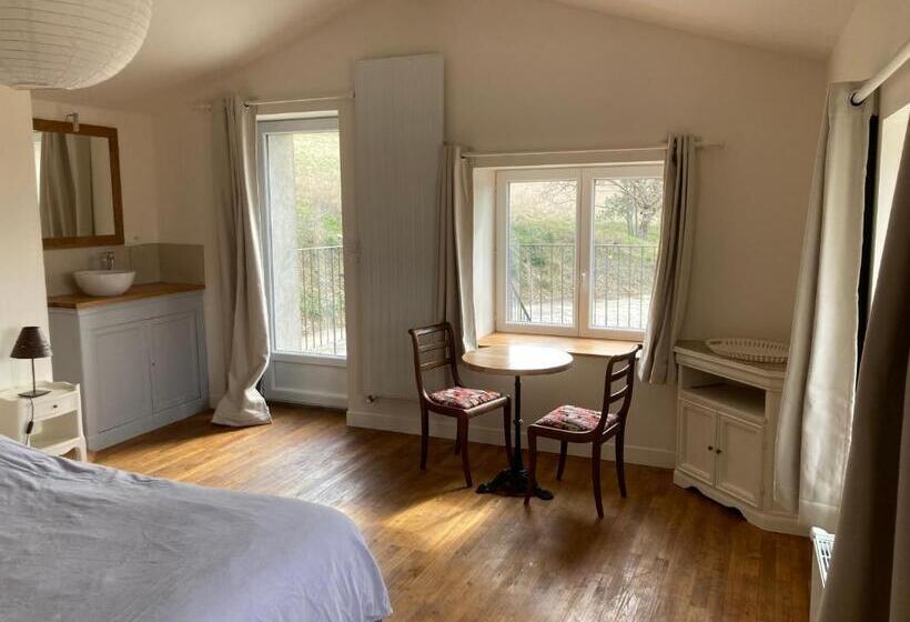 Bed and Breakfast L Amandière