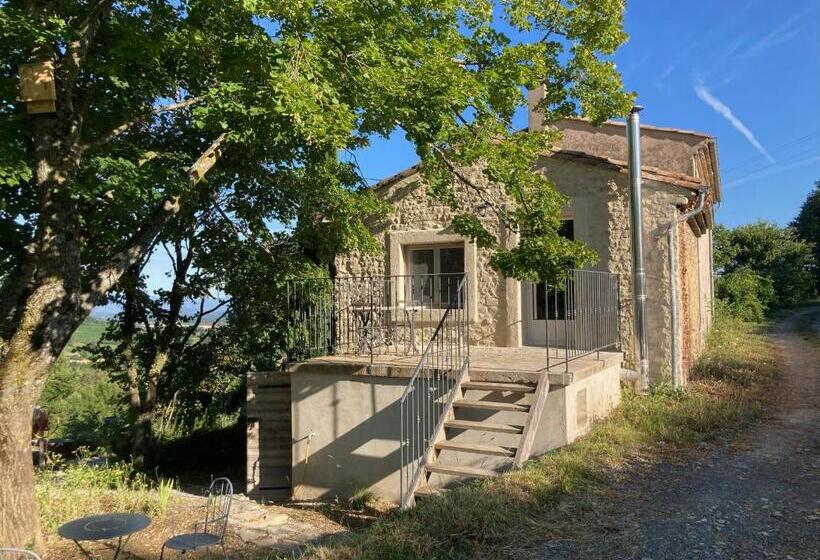 Bed and Breakfast L Amandière