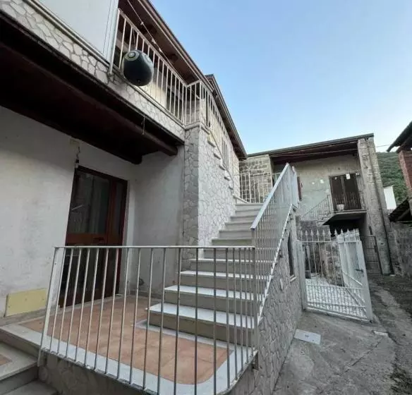 Aamiaismajoitus (B&B) Suite Trivolischi