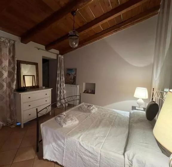 Aamiaismajoitus (B&B) Suite Trivolischi