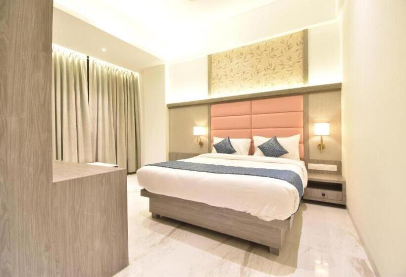 فندق Dhalia Club  Premium Thane