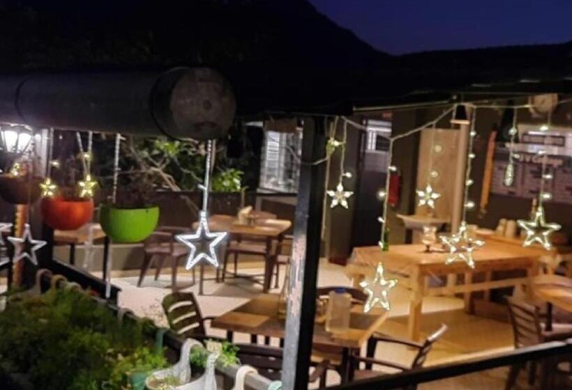 Hotel Jv Cottages Mulshi