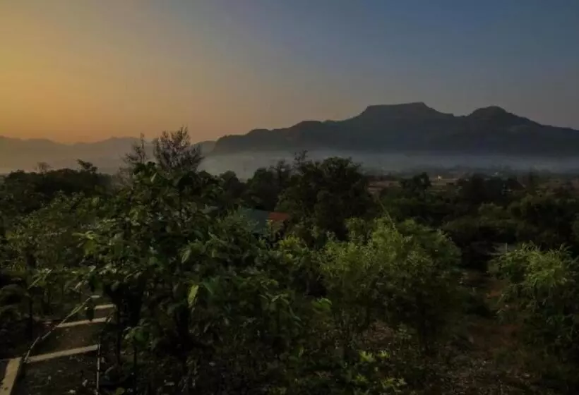 ホテル Jv Cottages Mulshi