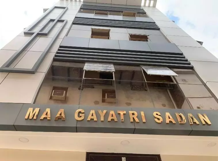 ホテル Maa Gayatri Sadan