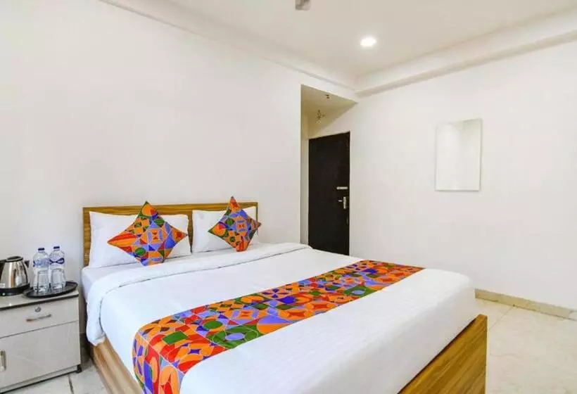 Hotelli Vrindavan Central   Only Families
