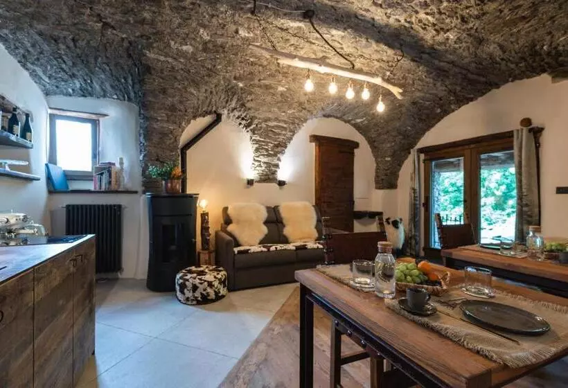 ペンション Chez Alma