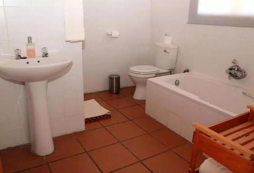 ペンション Desert Rose Guesthouse