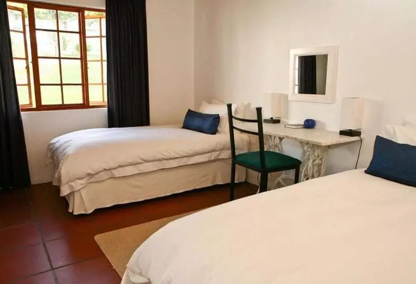 ペンション Desert Rose Guesthouse