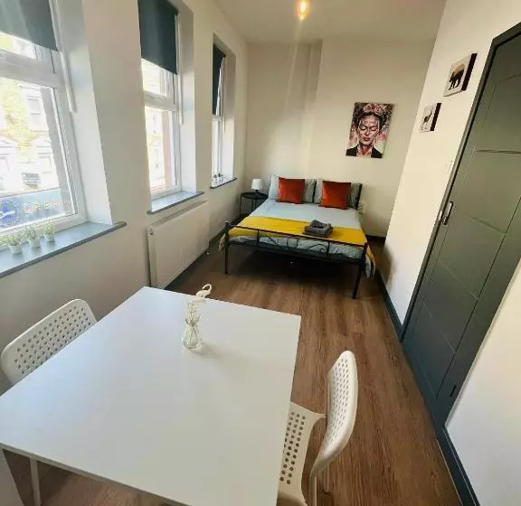 پانسیون Kilburn Guest Rooms 167