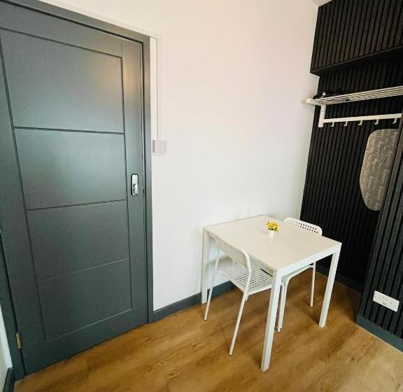 پانسیون Kilburn Guest Rooms 167