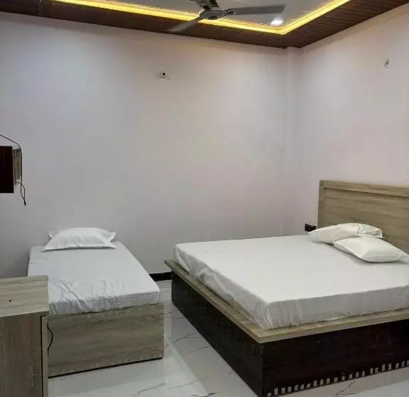 Majatalo Kunj Bihari Dham Vrindavan Burja