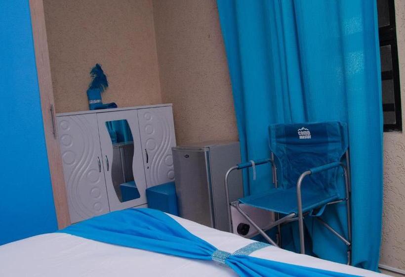 پانسیون Ngami Gates Boutique Guest House