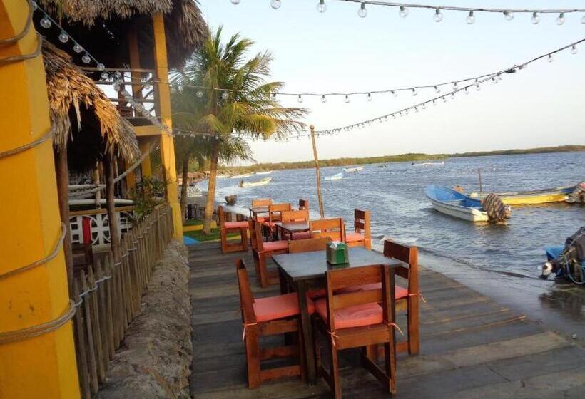 پانسیون Room In Guest Room Undefined