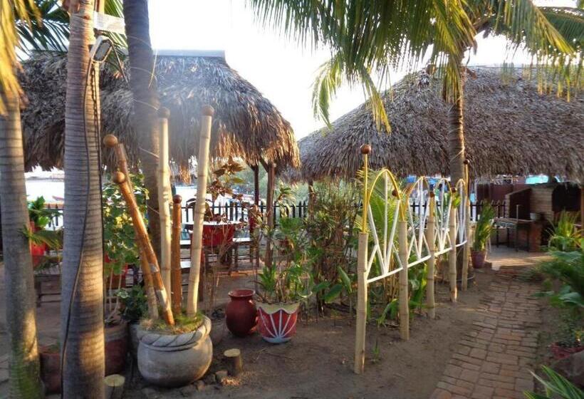 پانسیون Room In Guest Room Undefined