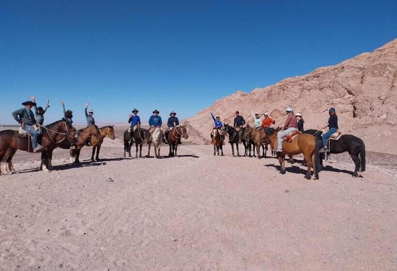 هاستل Estancia Luza