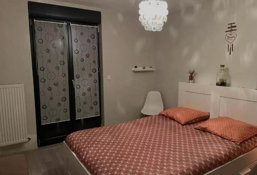 ベッドアンドブレックファースト Chambre Paisible Avec Terrasse
