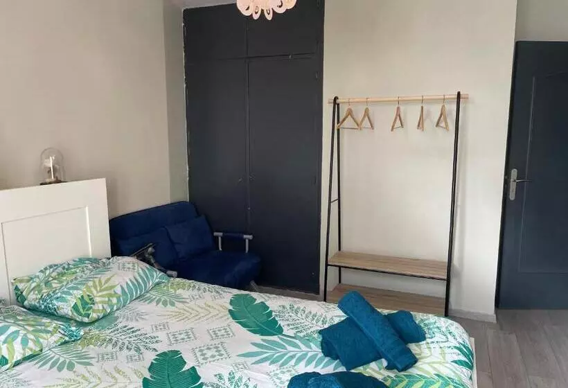ベッドアンドブレックファースト Chambre Paisible Avec Terrasse