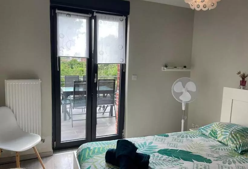 ベッドアンドブレックファースト Chambre Paisible Avec Terrasse