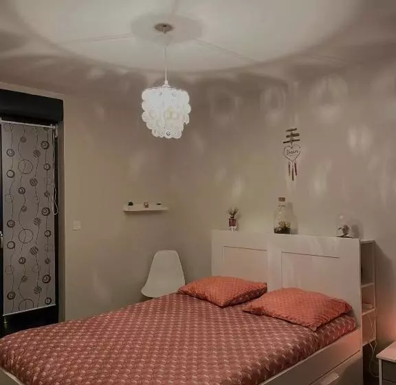 ベッドアンドブレックファースト Chambre Paisible Avec Terrasse