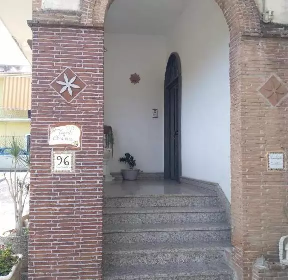 Aamiaismajoitus (B&B) Turisti A Casa Mia
