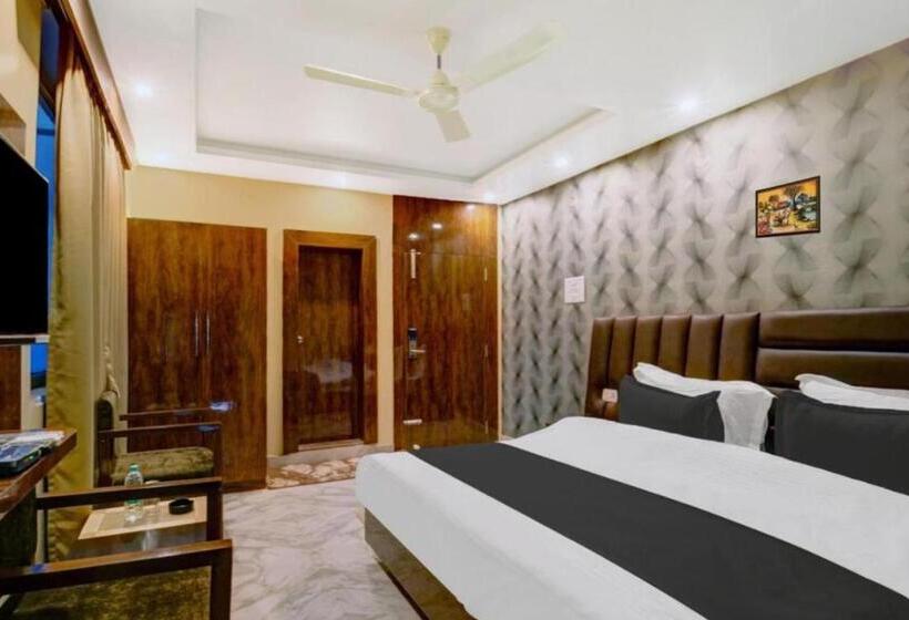 Golden Gate By Gujarat Luxe Hotels