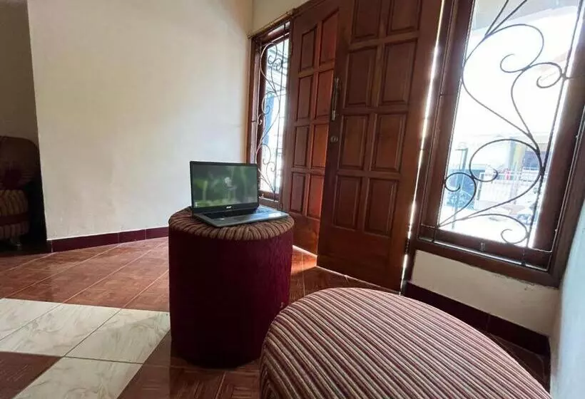ホテル Oyo 94153 Bantul Syariah Homestay