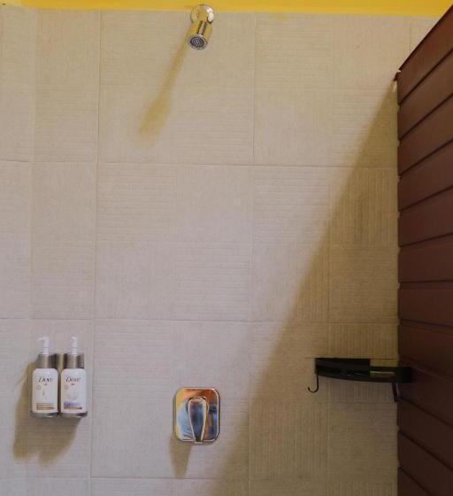 پانسیون Bodegante Hostal 2