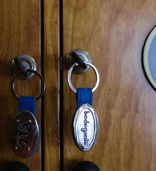 پانسیون Bodegante Hostal 2a