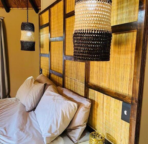 بنسيون Elephant Corridor Lodge