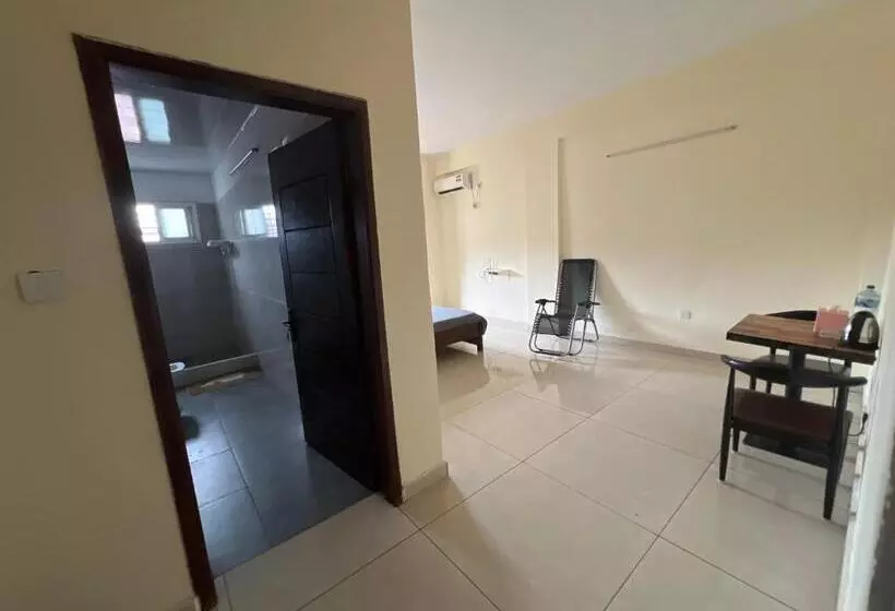پانسیون Laka Guest House