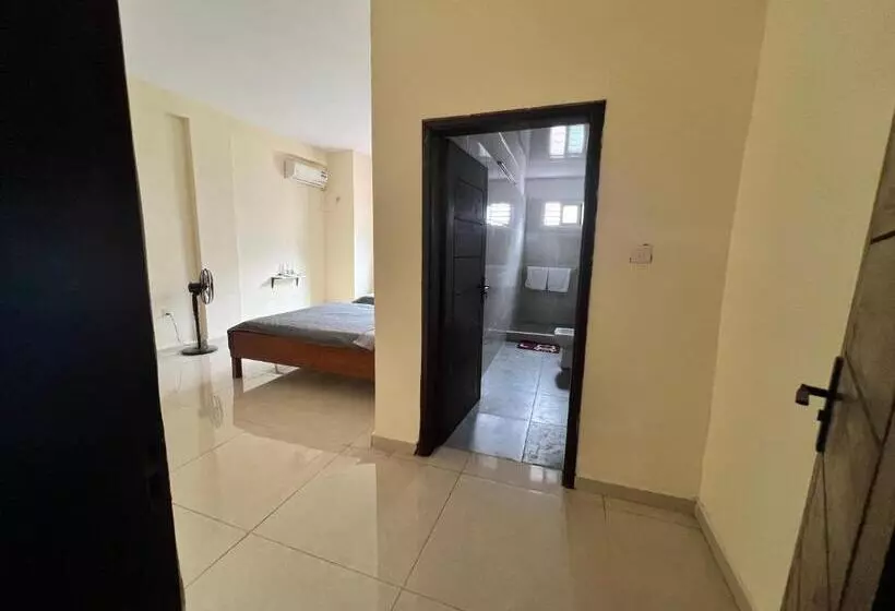 پانسیون Laka Guest House