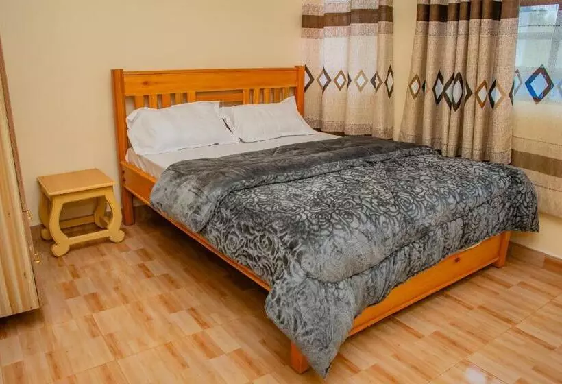 پانسیون Legacy Homes