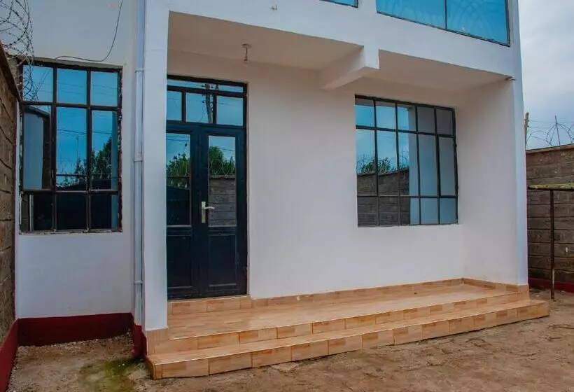 پانسیون Legacy Homes