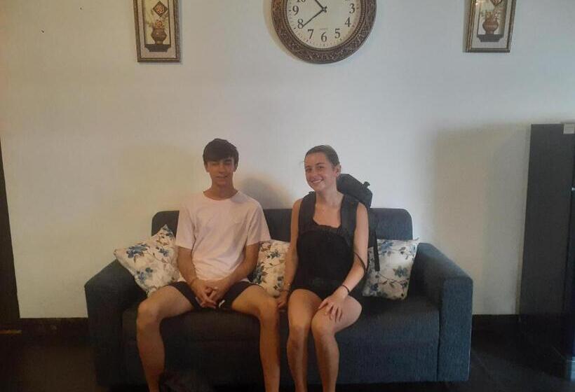 Pensió Queen S Mahal Rooms