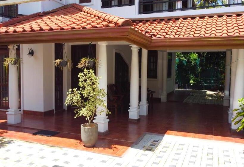 Pension The Hidden Gem Polhena