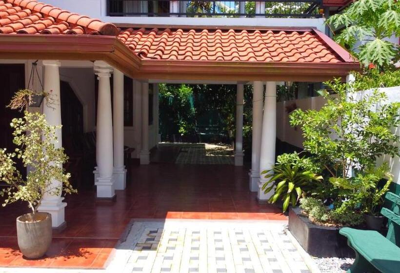 Pension The Hidden Gem Polhena