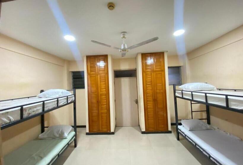 Pleasant Hostel