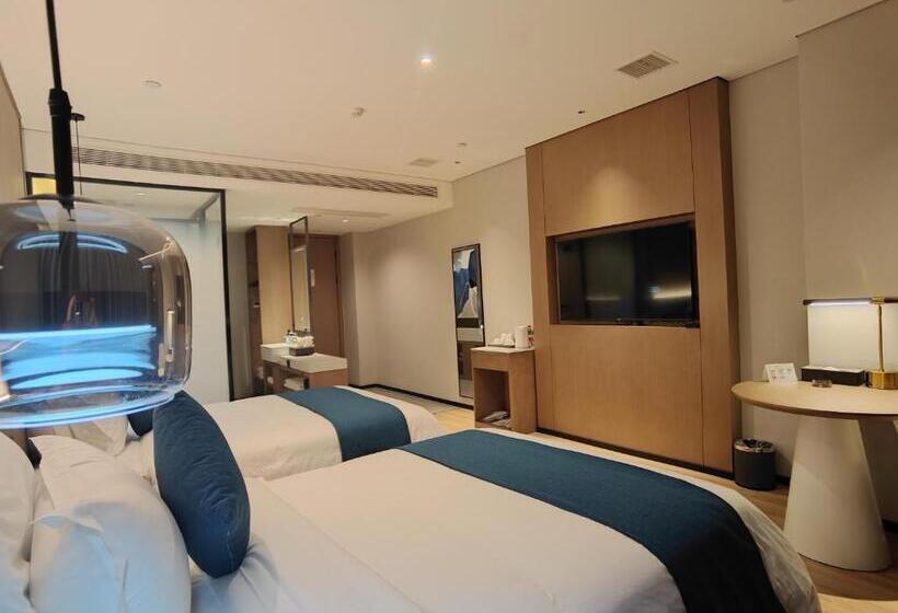 Xianyang Ruiji Hotel Beiping Street Branch