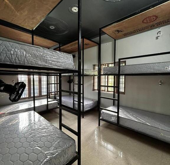 Alberg Hoztel Jollygrrant Doon