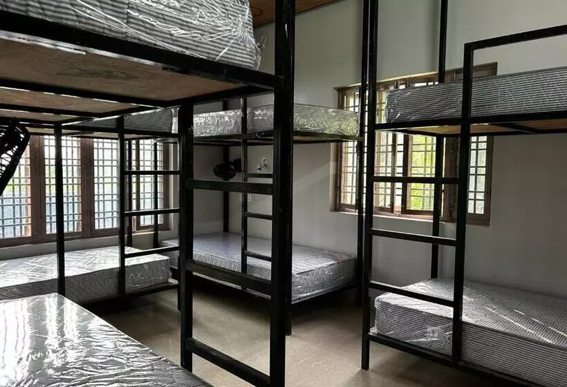 هاستل Hoztel Jollygrrant Doon