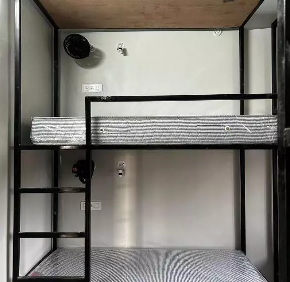 هاستل Hoztel Jollygrrant Doon