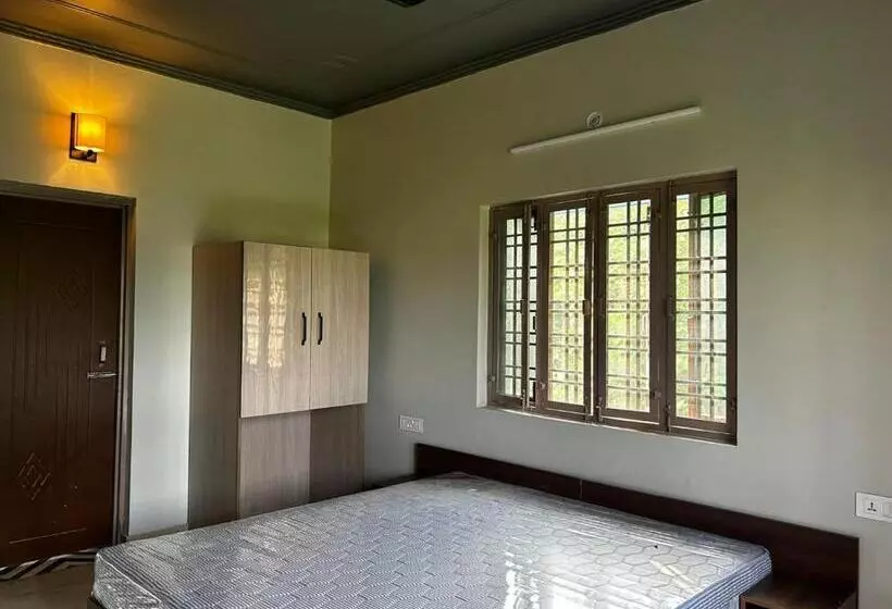 هاستل Hoztel Jollygrrant Doon