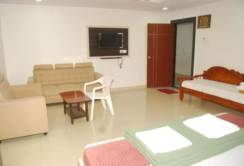 Retkeilymaja Sri Kakateeya Grand Residency Bhadrachalam Hotel Residency Stay Rooms