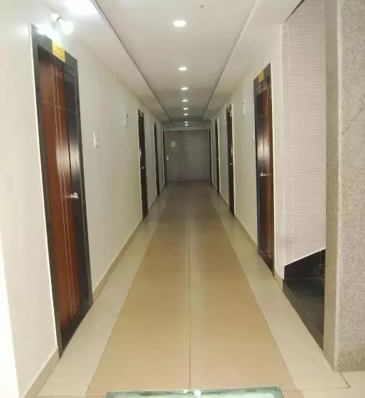 Retkeilymaja Sri Kakateeya Grand Residency Bhadrachalam Hotel Residency Stay Rooms