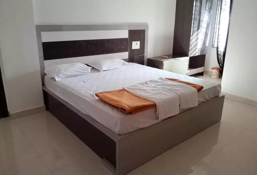 Retkeilymaja Sri Kakateeya Grand Residency Bhadrachalam Hotel Residency Stay Rooms