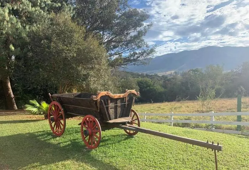 ベッドアンドブレックファースト Hospedaria Recanto Da Montanha